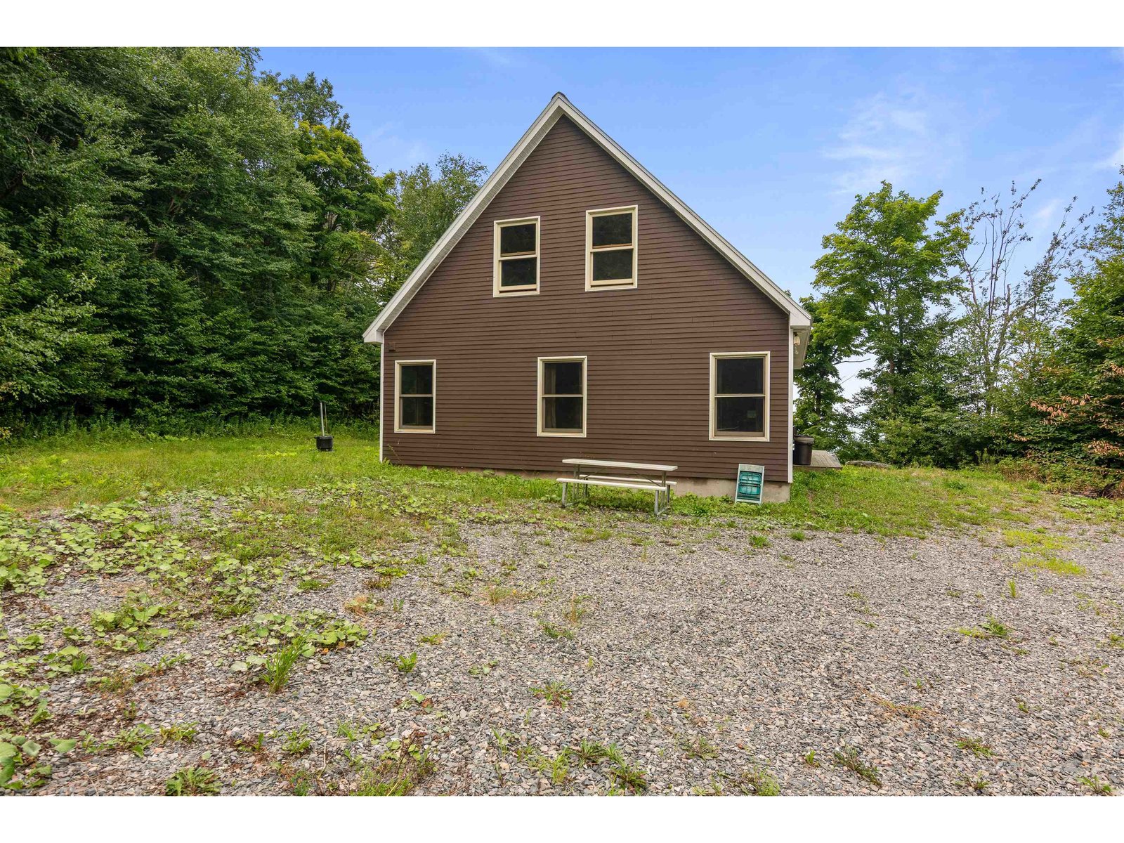 942 Deer Run Lane