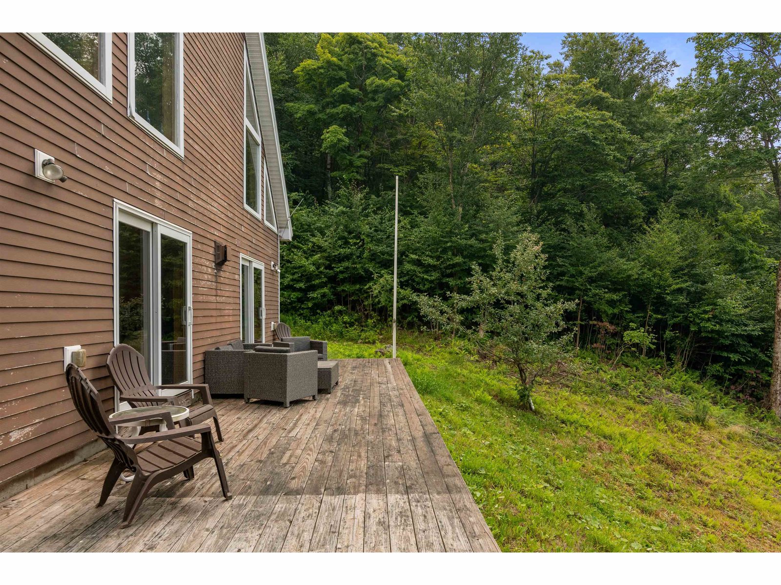 942 Deer Run Lane
