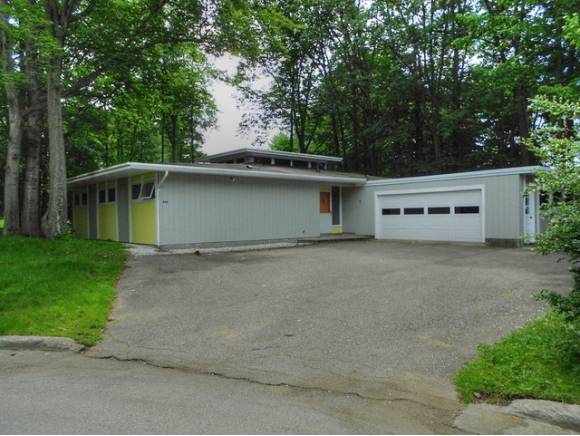 944 South Prospect Street