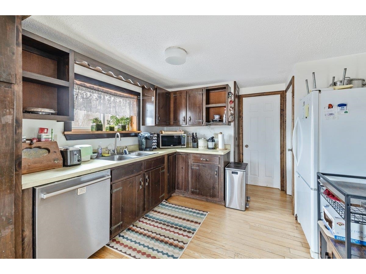 95 Center Bay Road