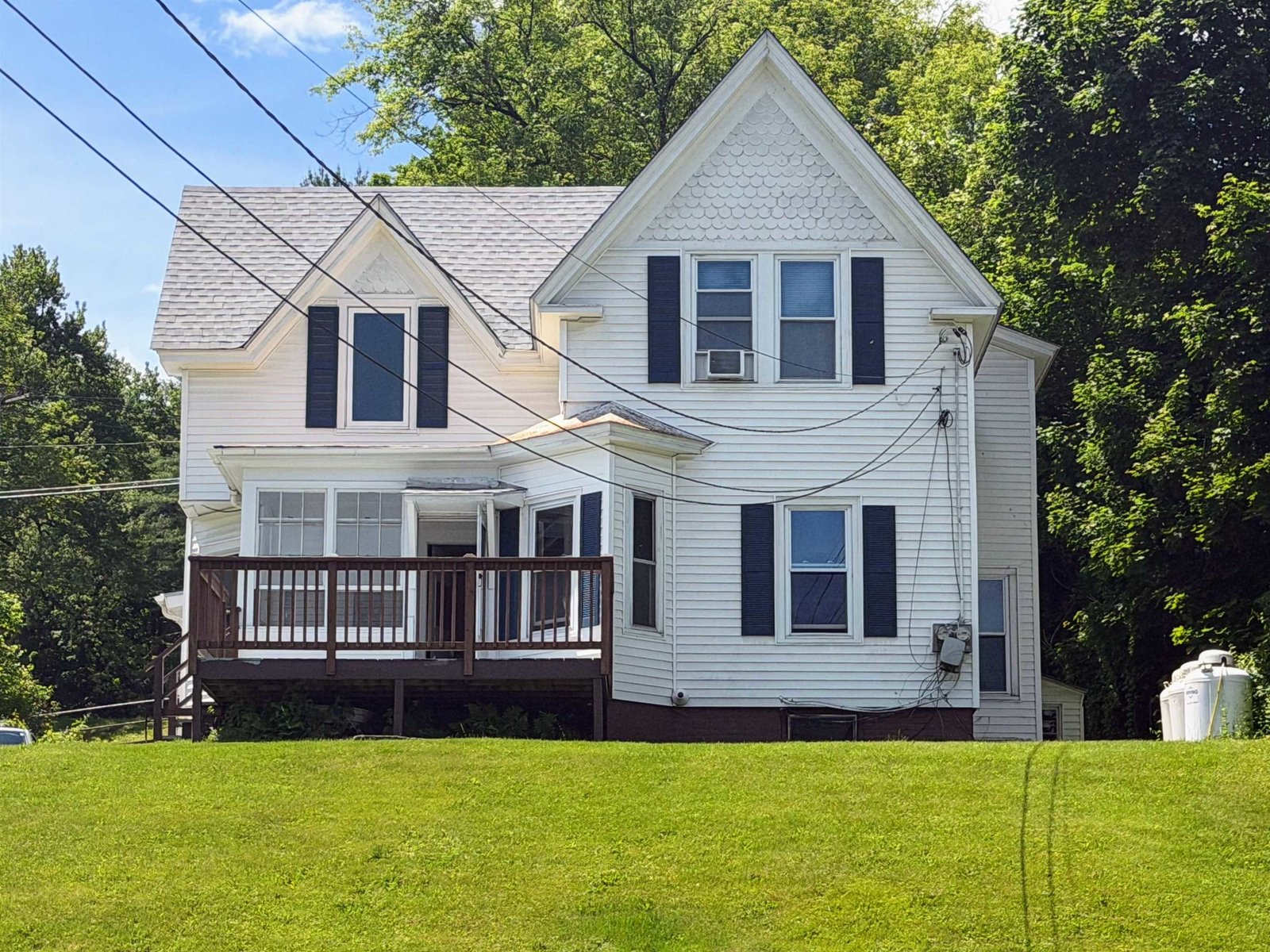 95 Clinton Street, Springfield
