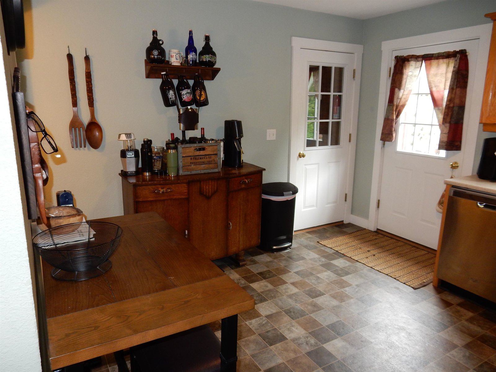 Kitchen to deck