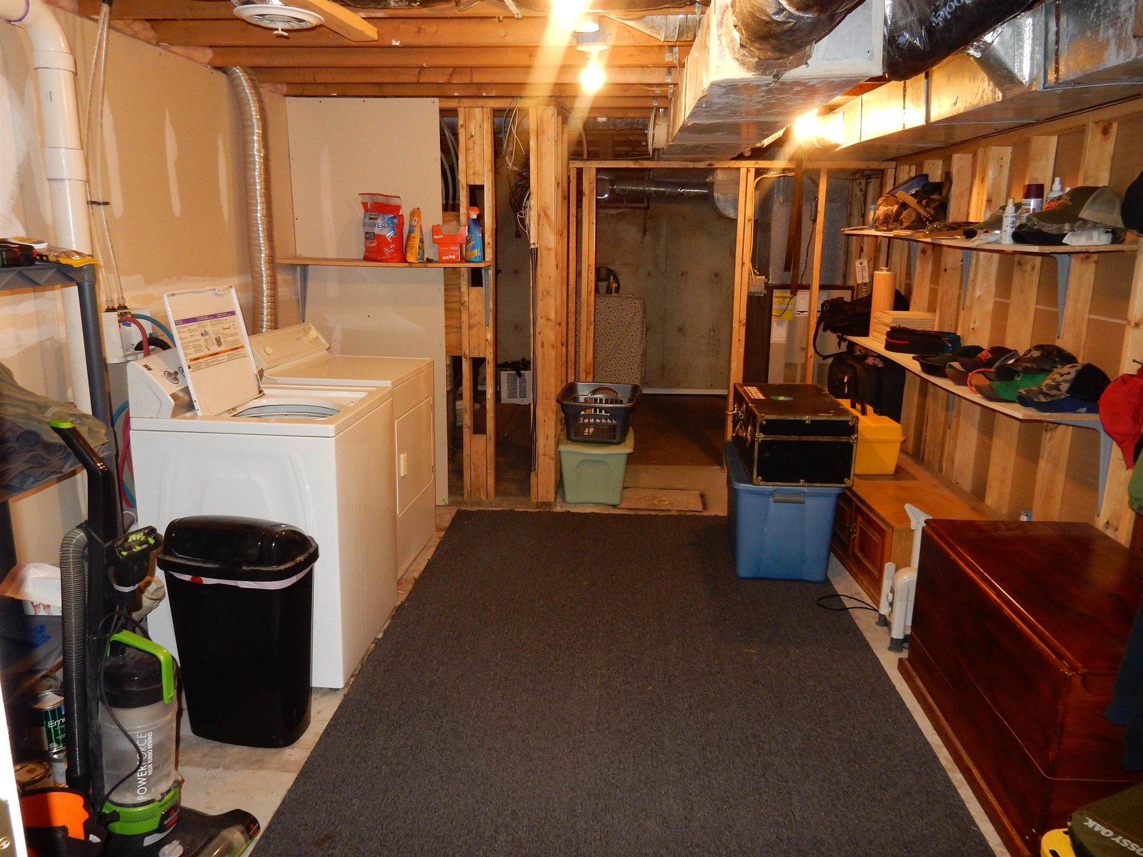 laundry/workshop