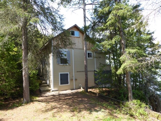 952 Coates Island Road