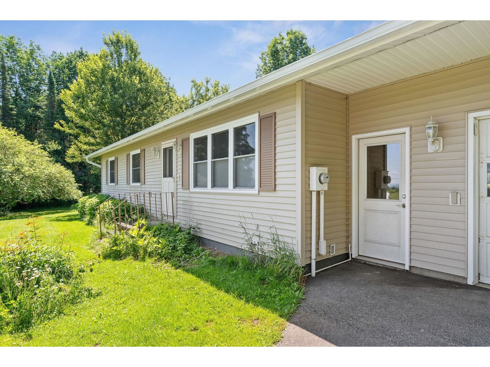 955 Scott Hill Road
