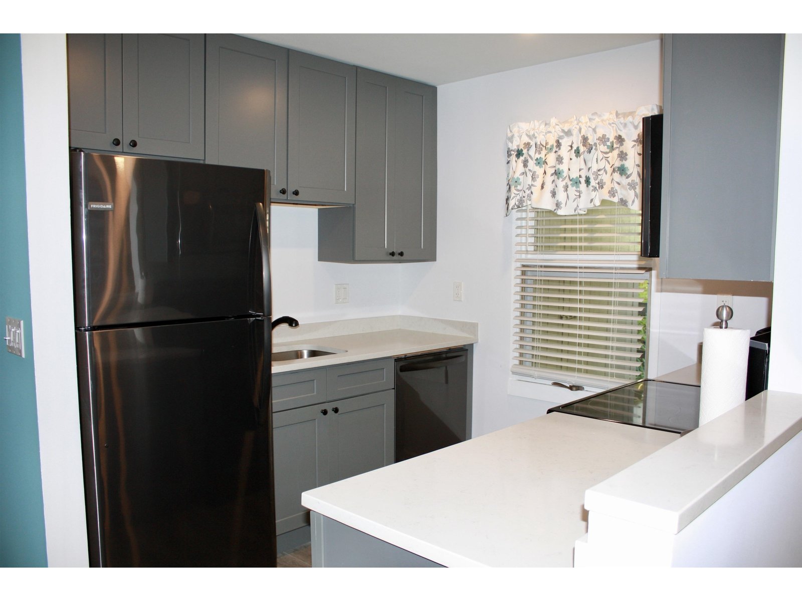 956 Butternut Hill Road, Unit E4