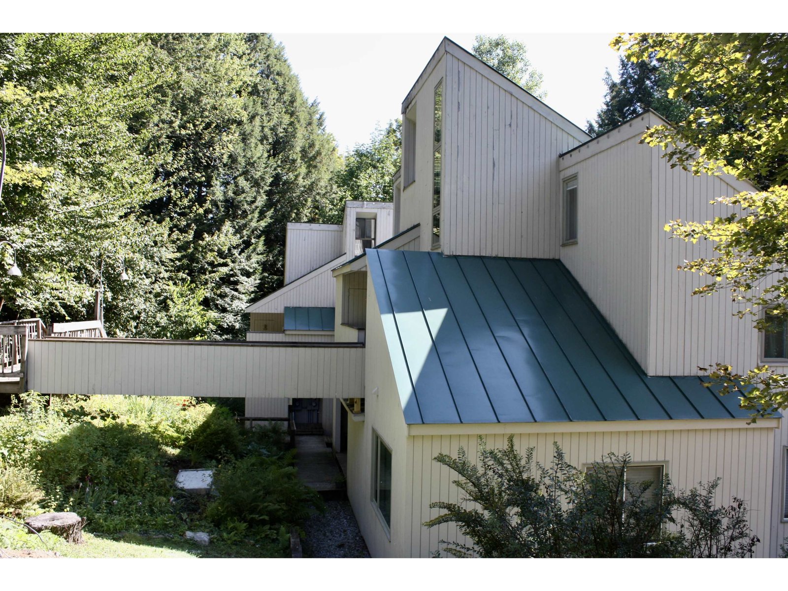 956 Butternut Hill Road, Unit E4