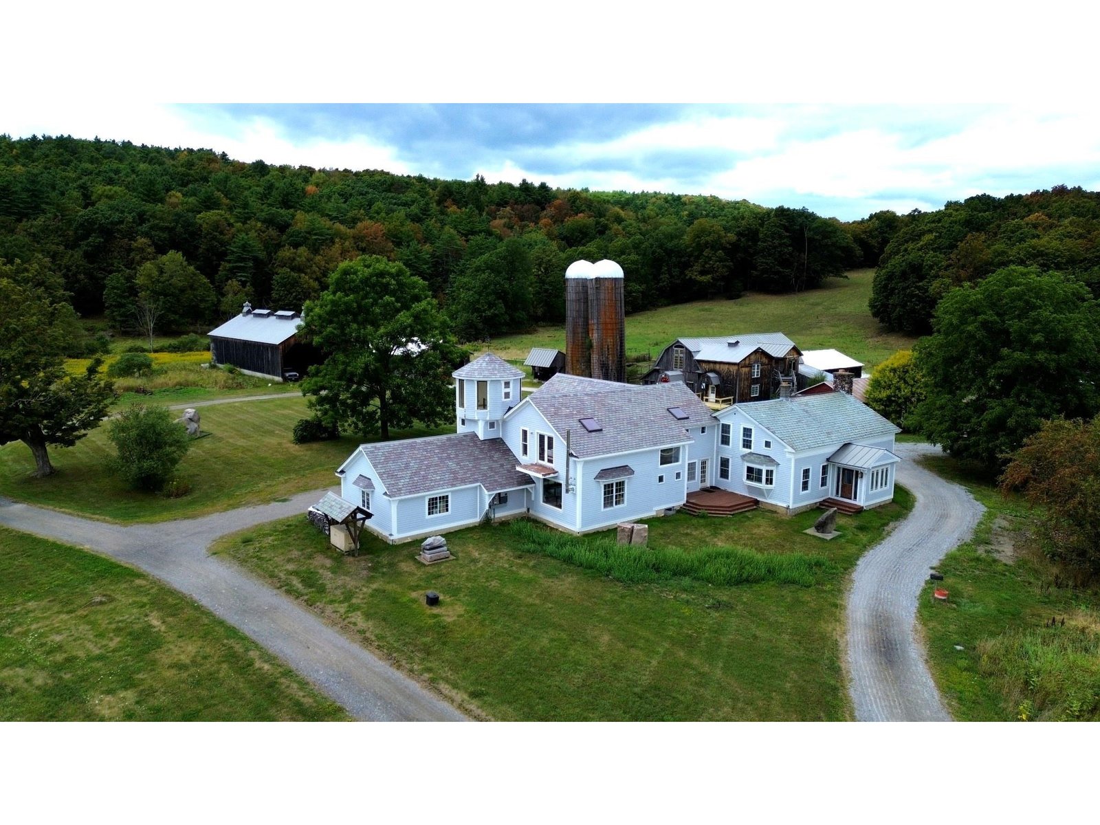 957 Pleasant Valley Road