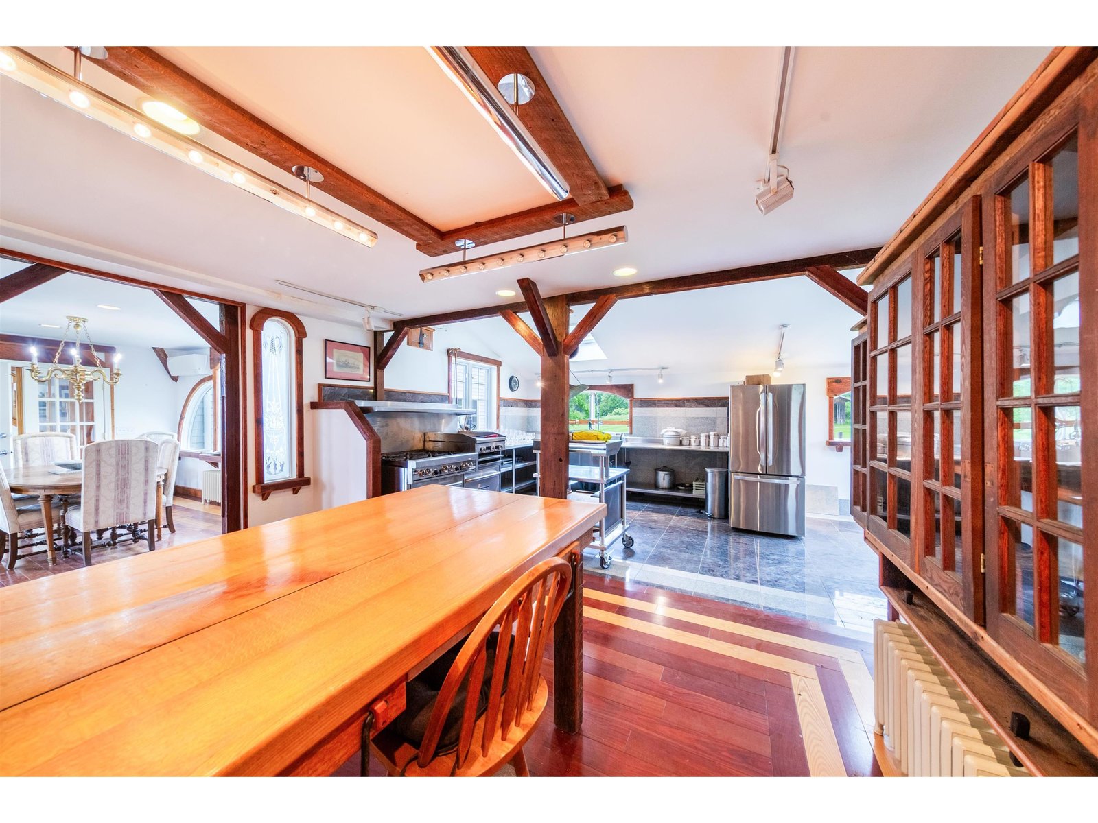 957 Pleasant Valley Road