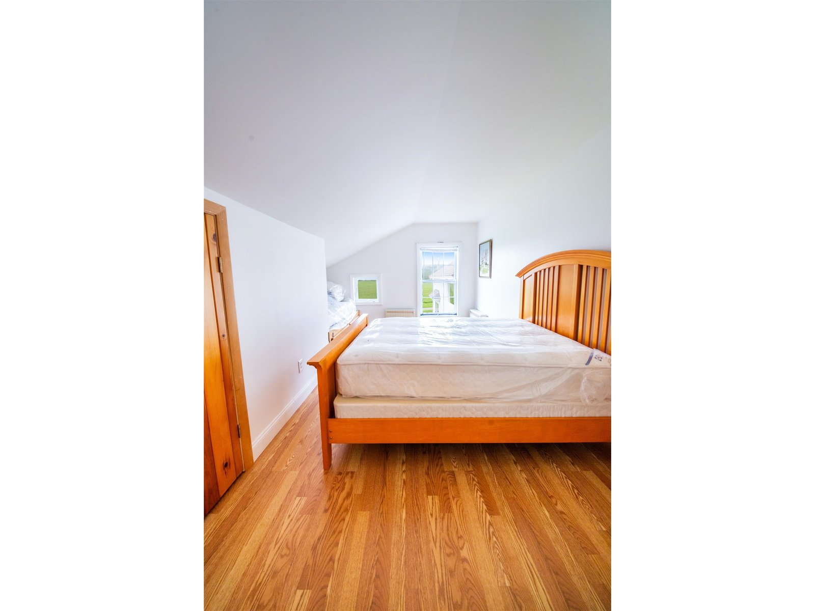 957 Pleasant Valley Road