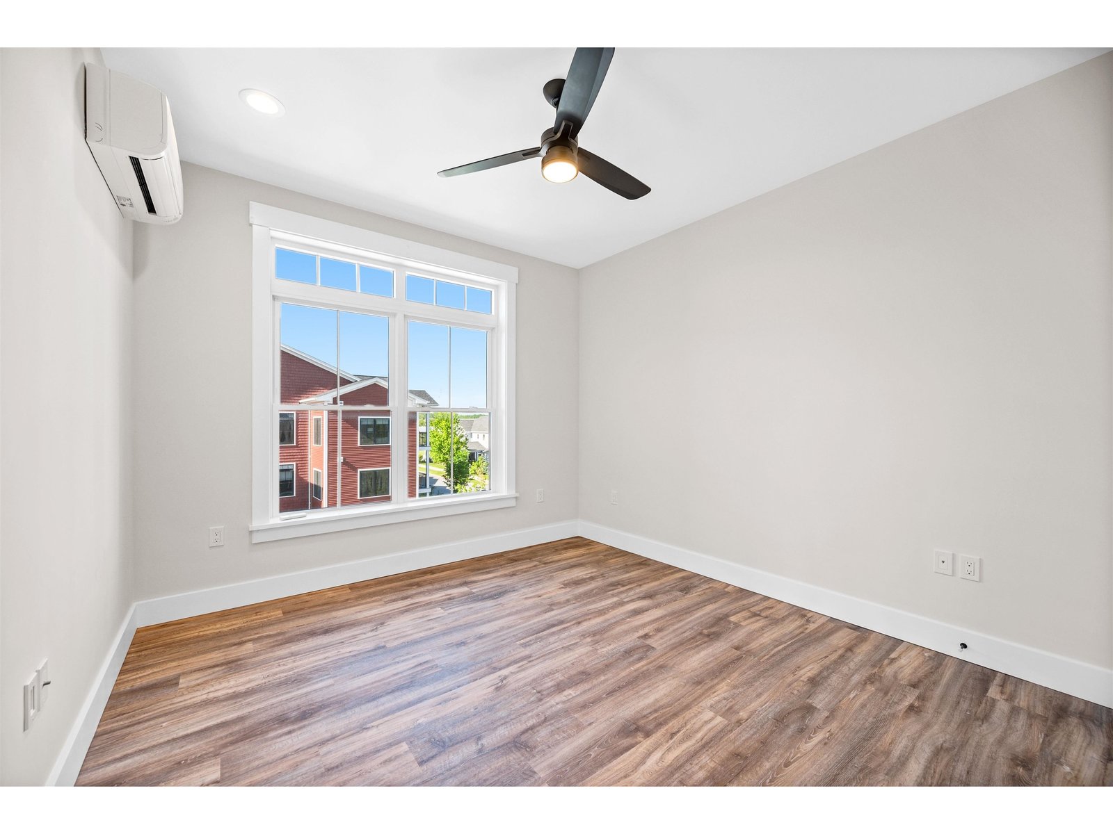 96 Aiken Street, Unit 304