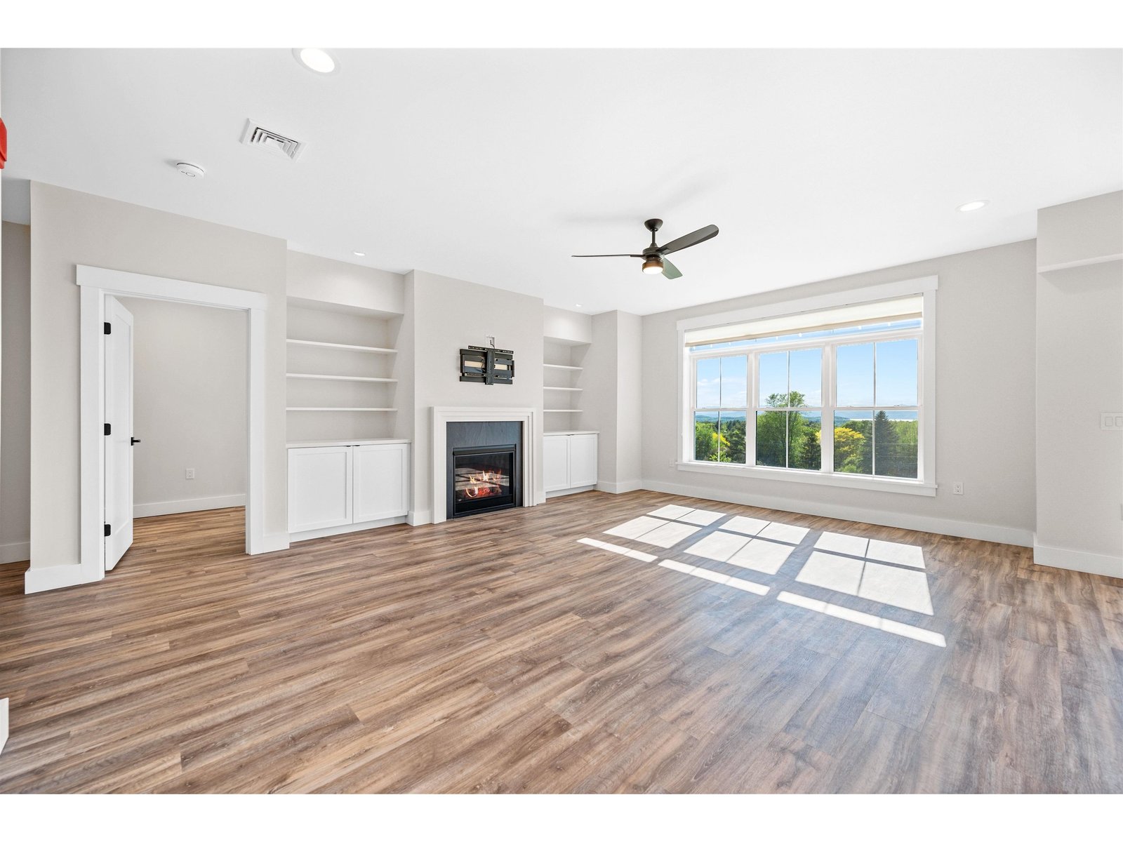 96 Aiken Street, Unit 304