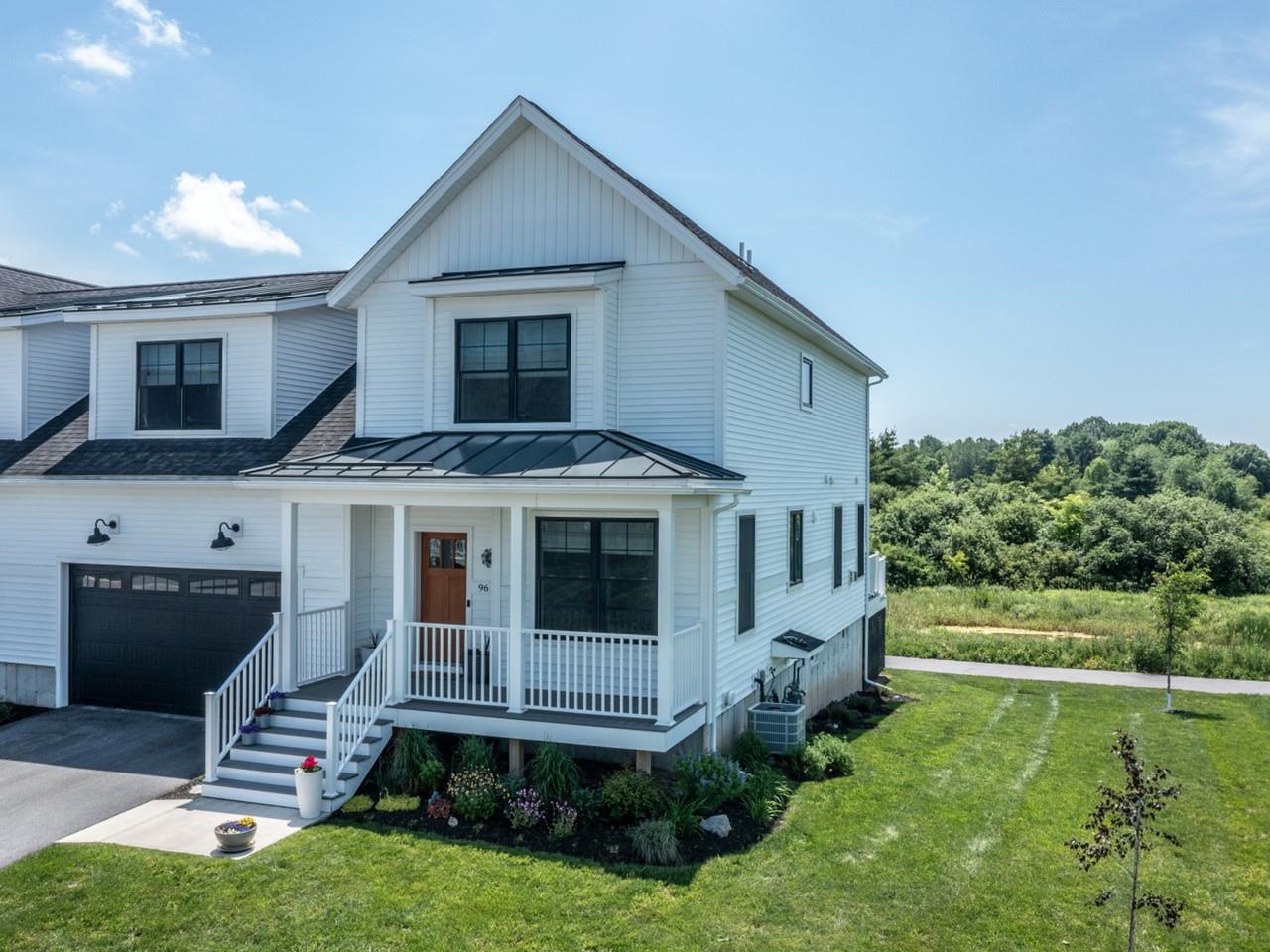 Fabulous Home on Premier Lot!
