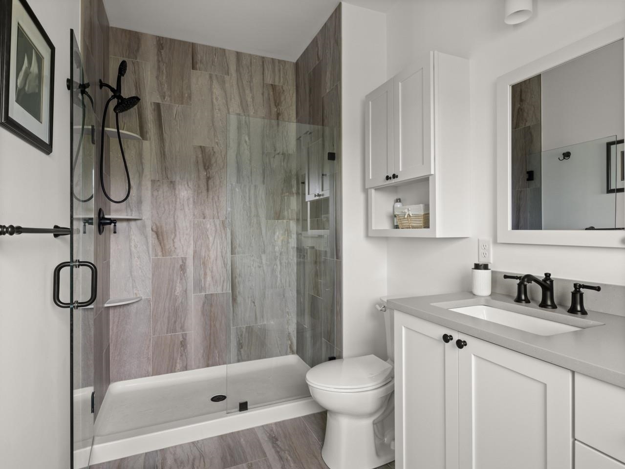 Lovely Tile & Frameless Glass