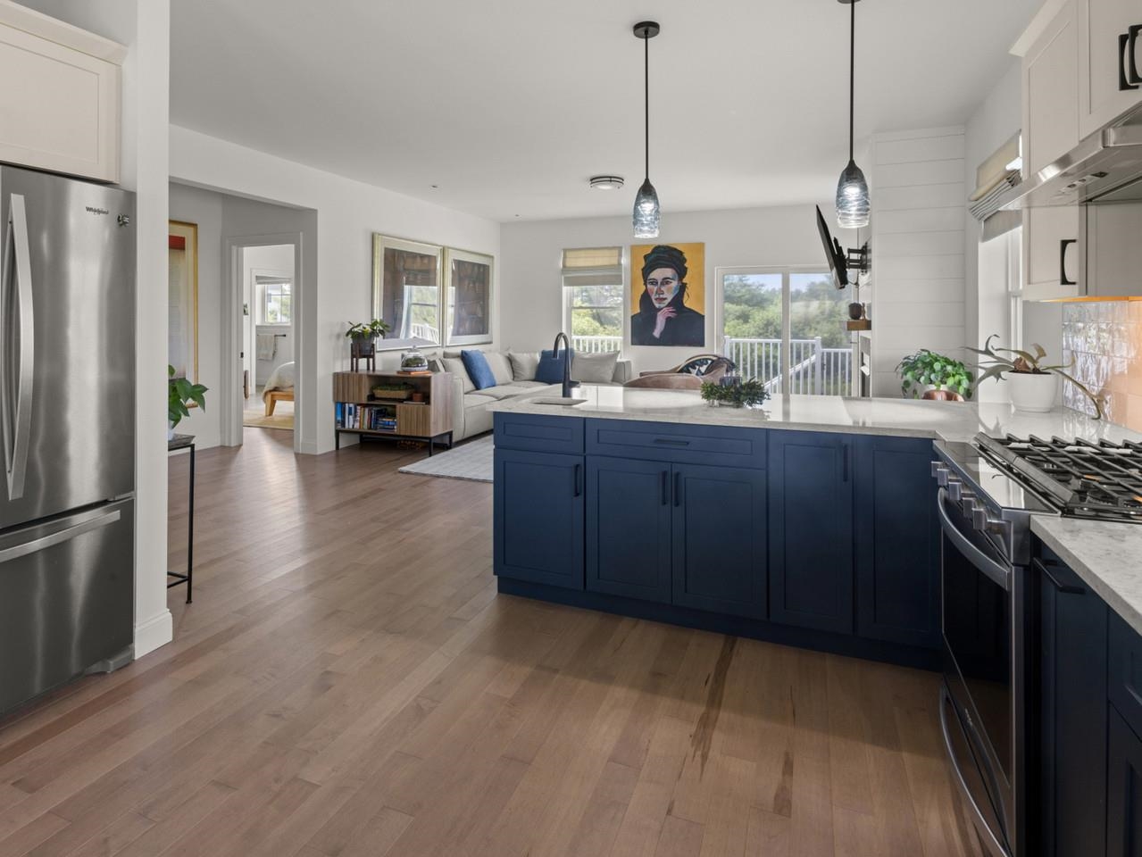 Upgraded Stainless Appliances