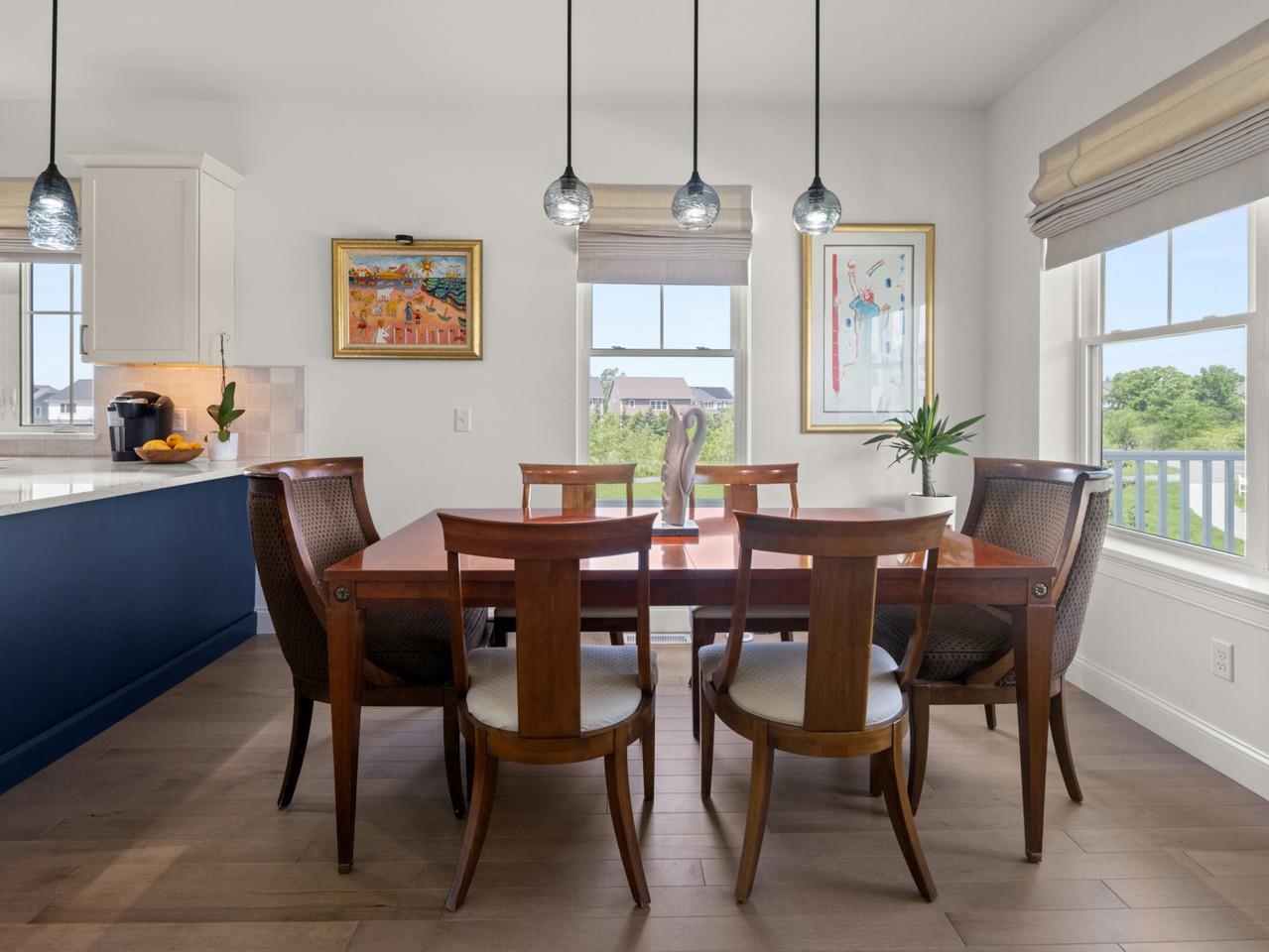 Spacious Dining Area