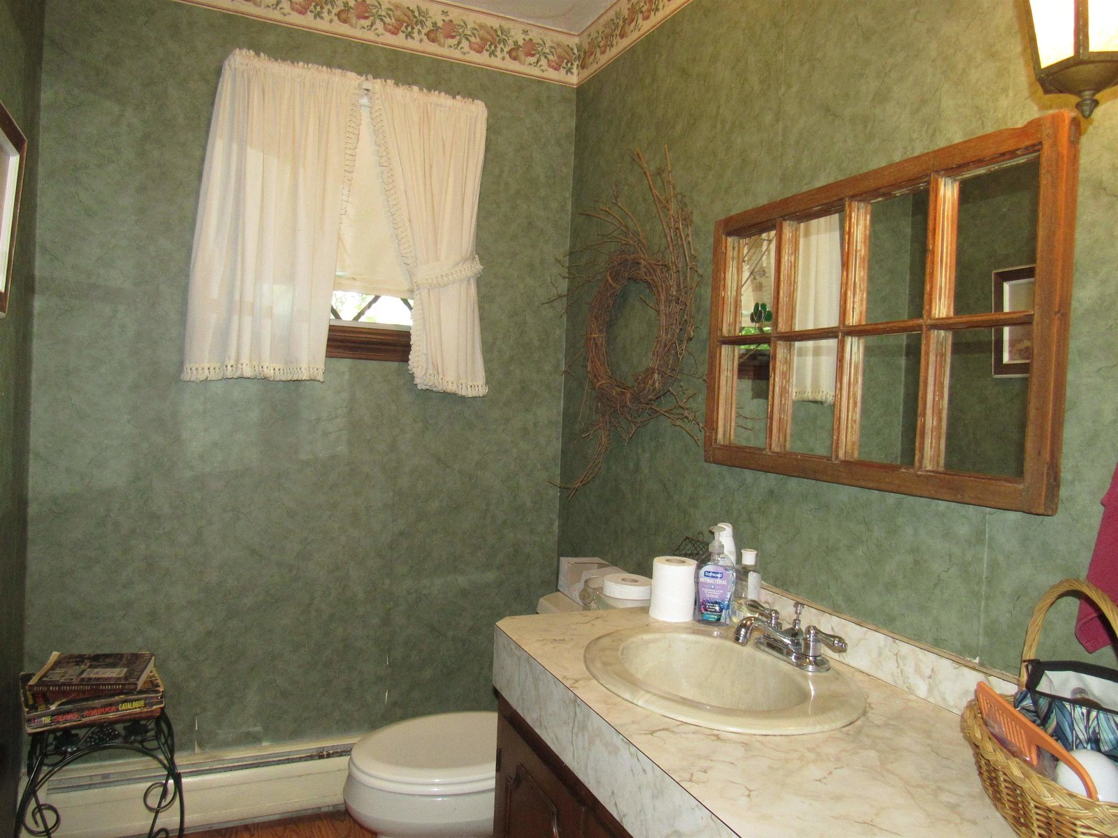 First Floor 1/2 Bath