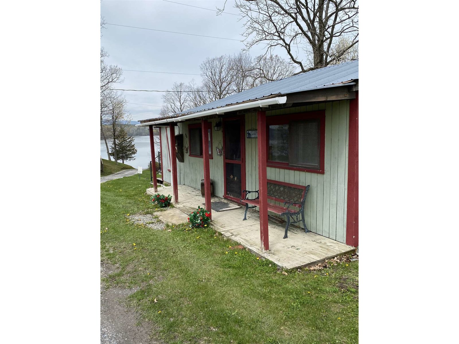 96 Ti View Lane