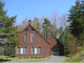 962 Worcester Loop
