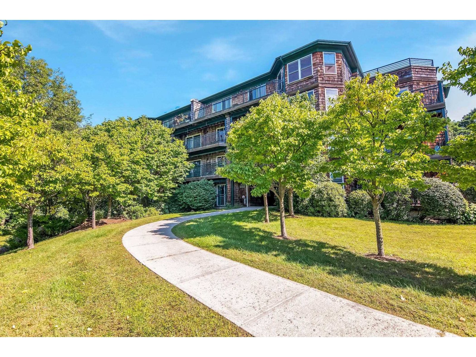 97 Claire Pointe Road, Unit 97