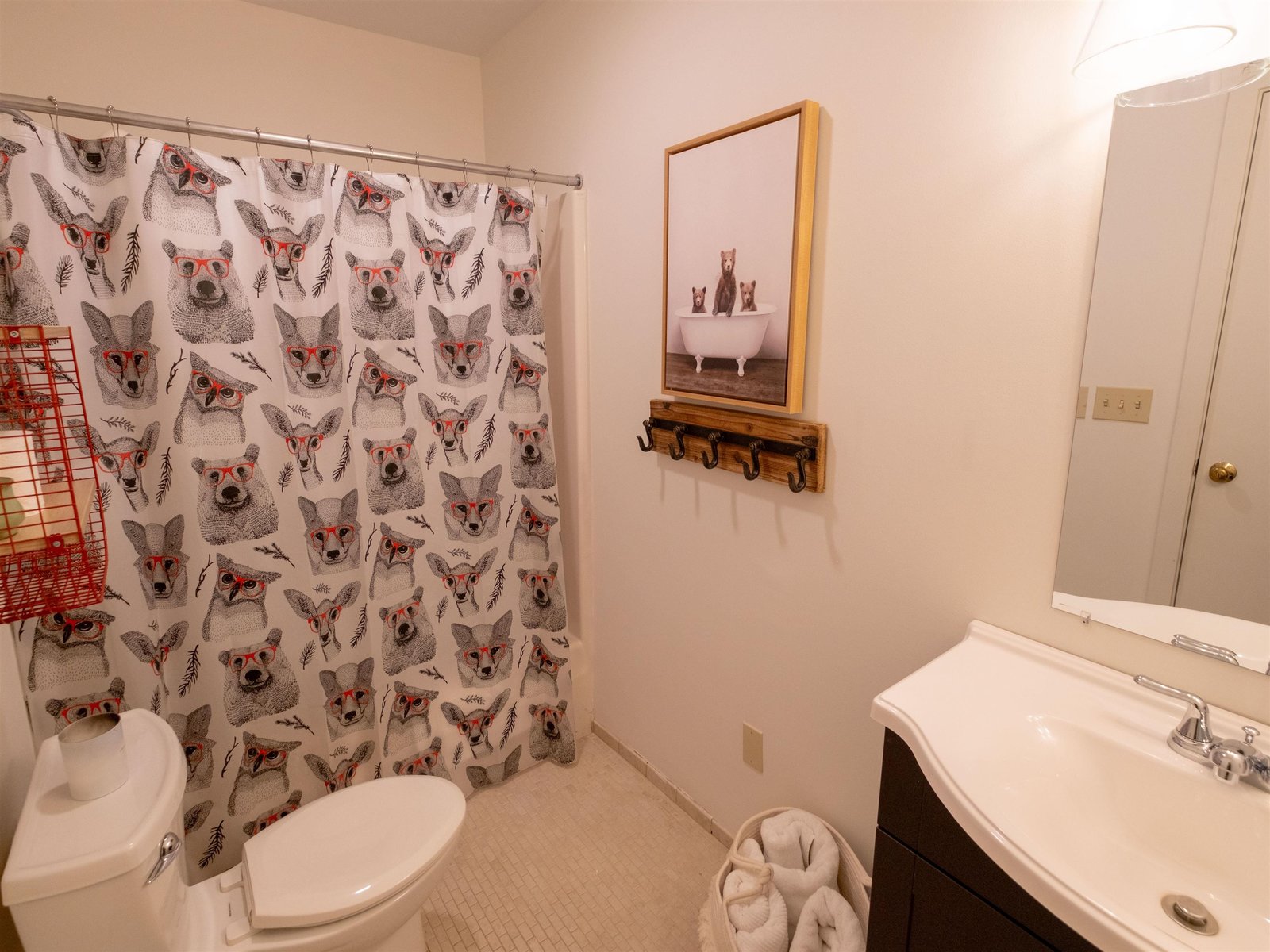 Lower Level Full Bathroom