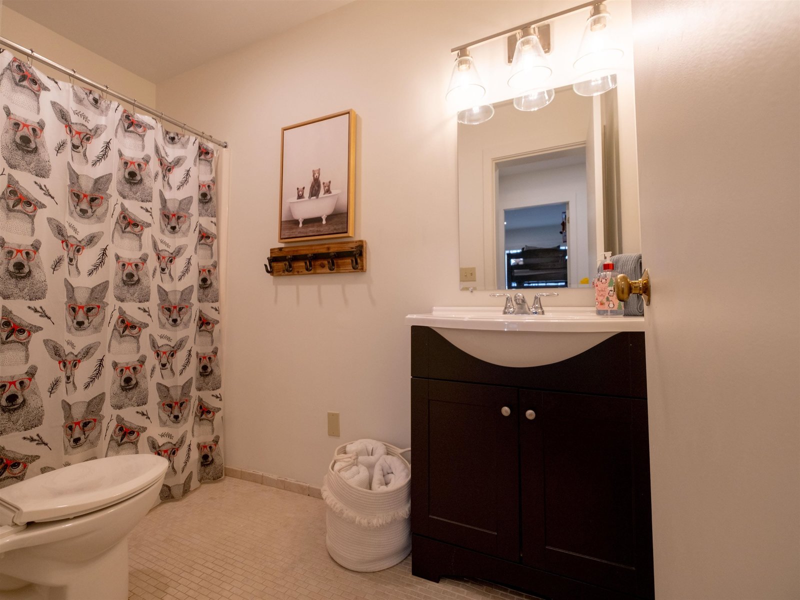 Lower Level Full Bathroom