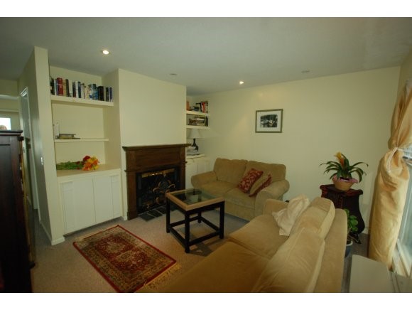 97 West Hill Road, Unit 8