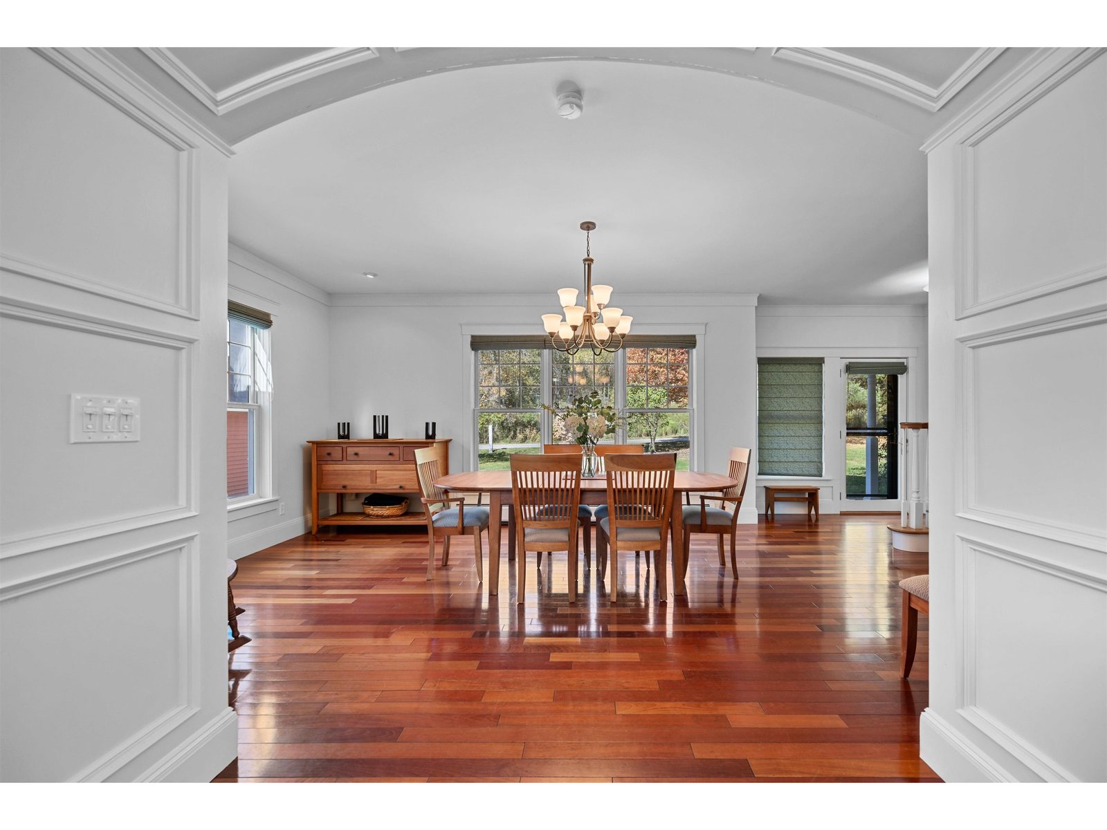 975 Sanders Circle