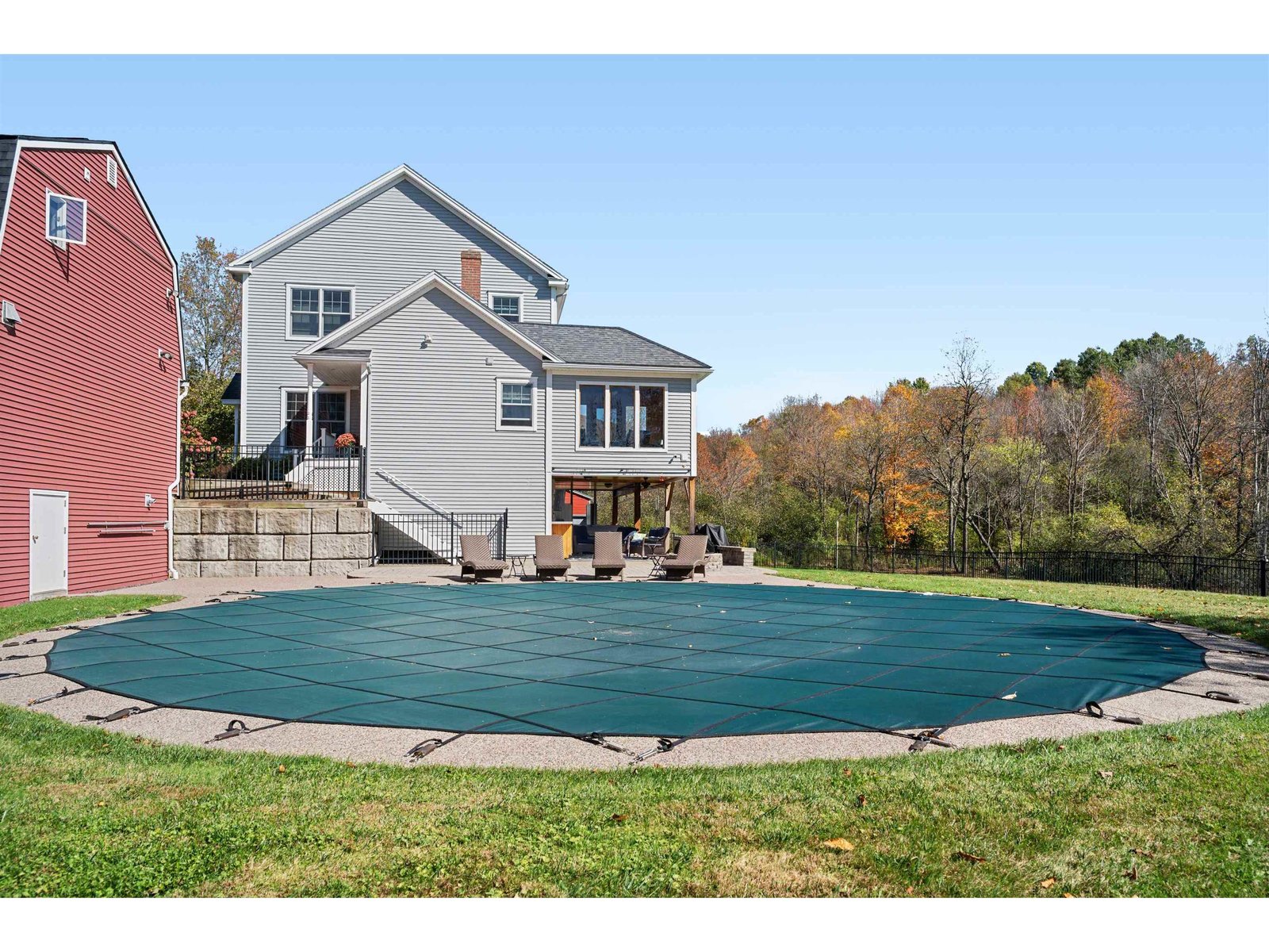 975 Sanders Circle