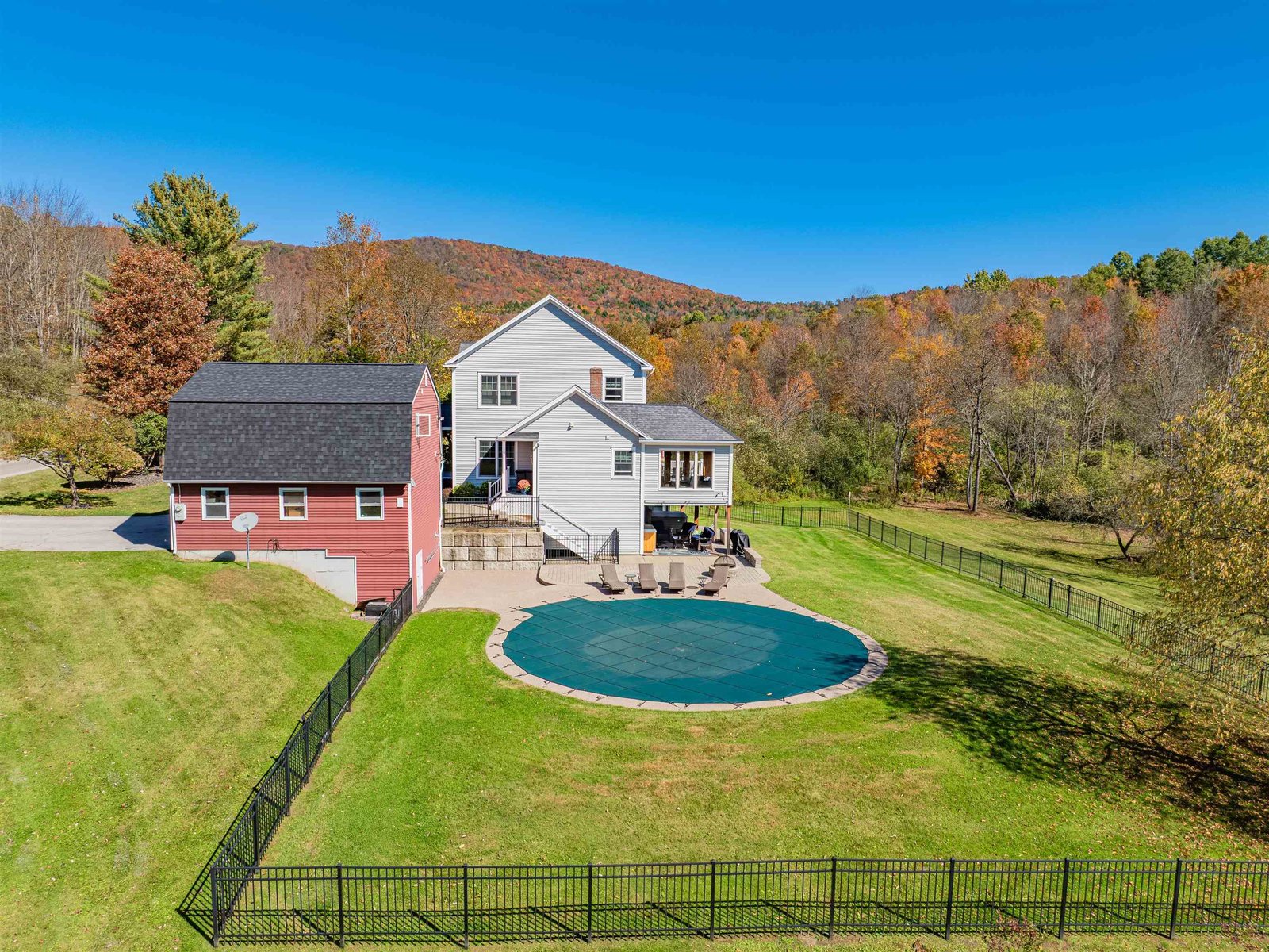 975 Sanders Circle