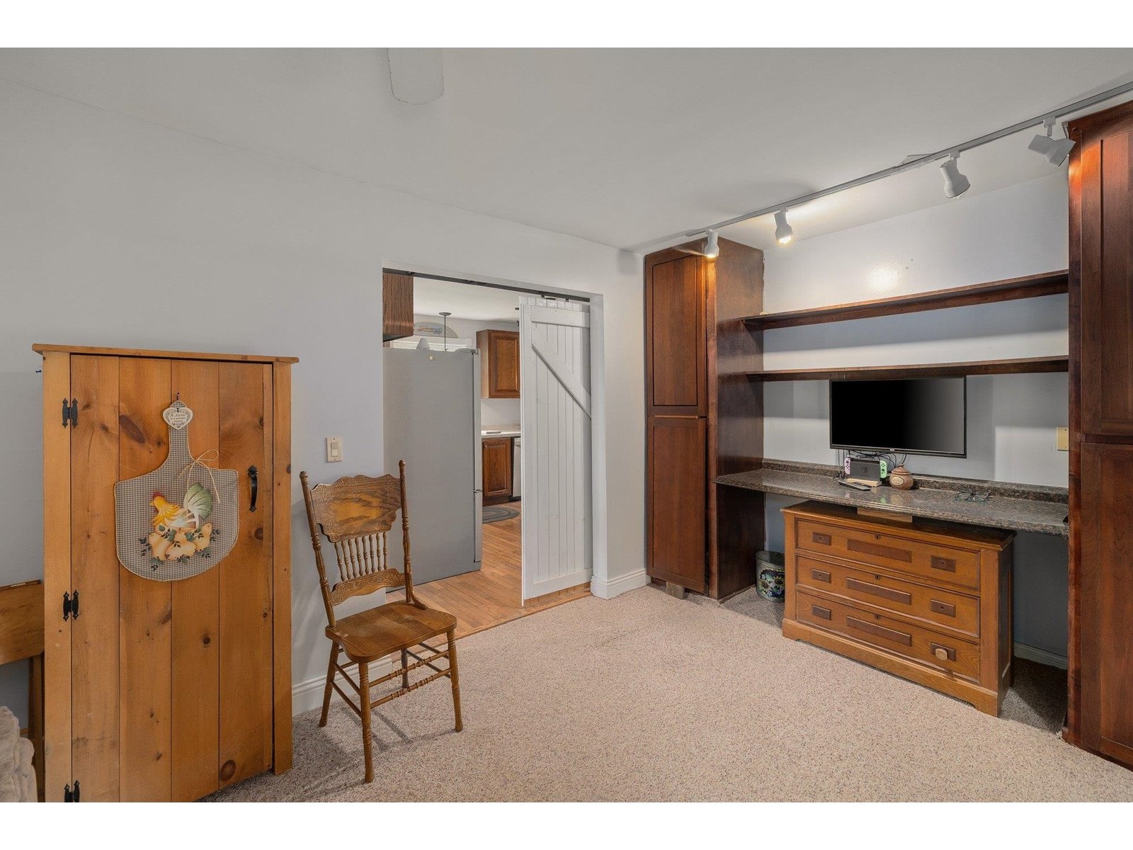 977 Lower Pleasant VAlley Road