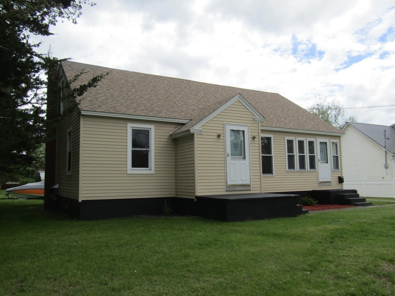 98 Canada Street