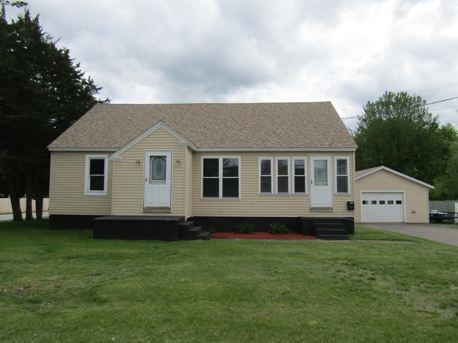 98 Canada Street