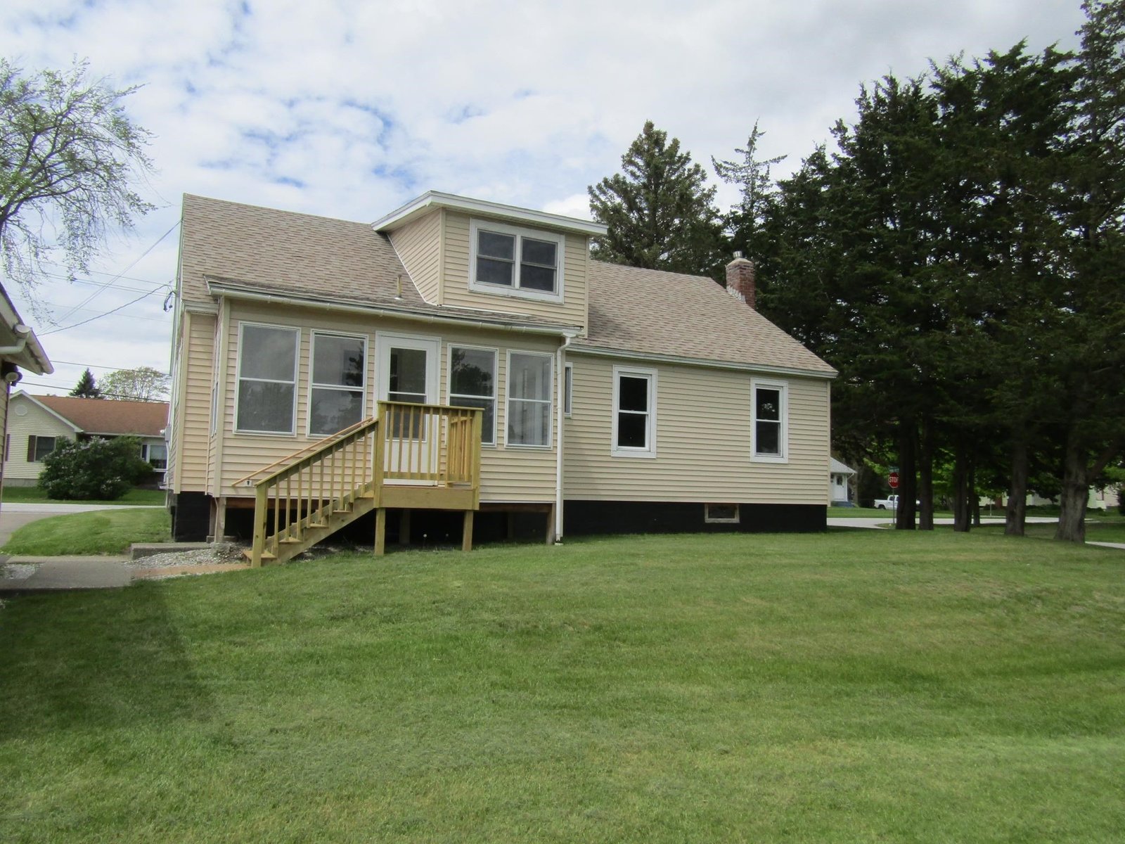 98 Canada Street