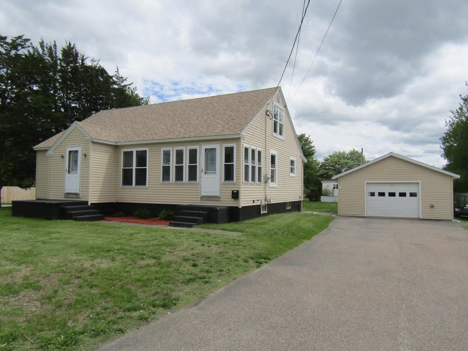 98 Canada Street