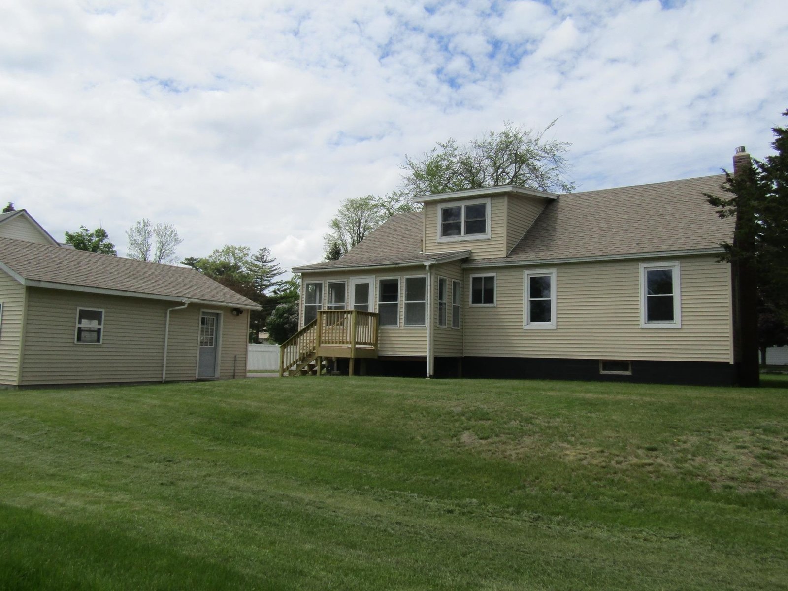 98 Canada Street