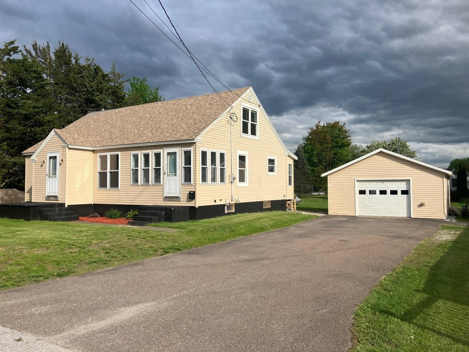 98 Canada Street