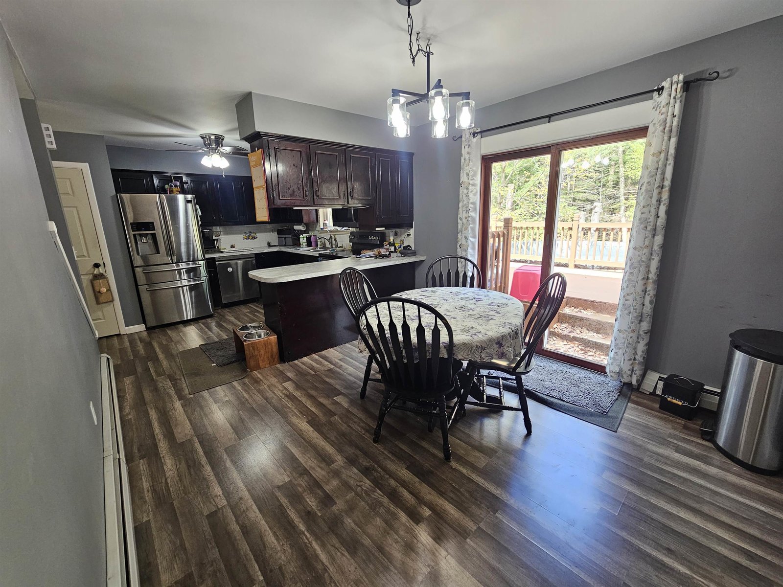 98 Cedarwood Terrace