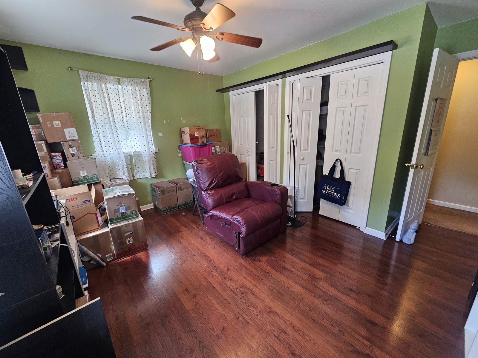 98 Cedarwood Terrace
