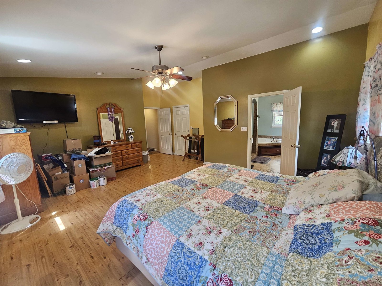 98 Cedarwood Terrace