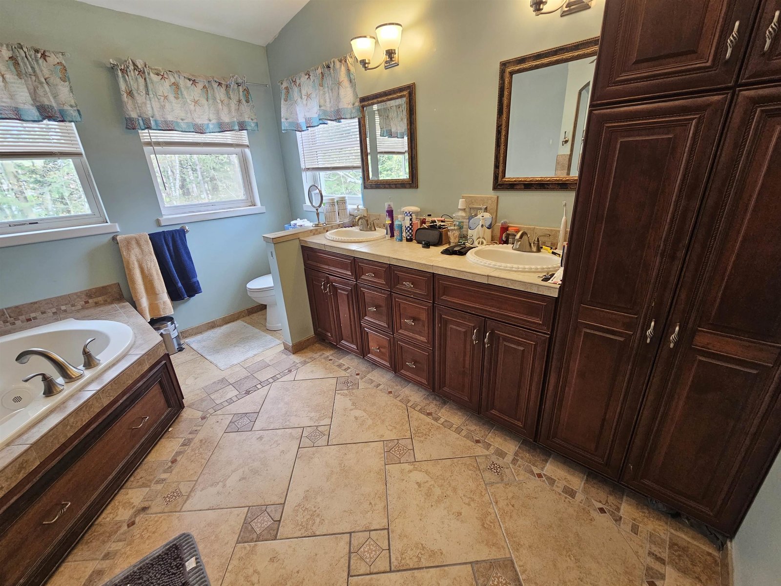 98 Cedarwood Terrace