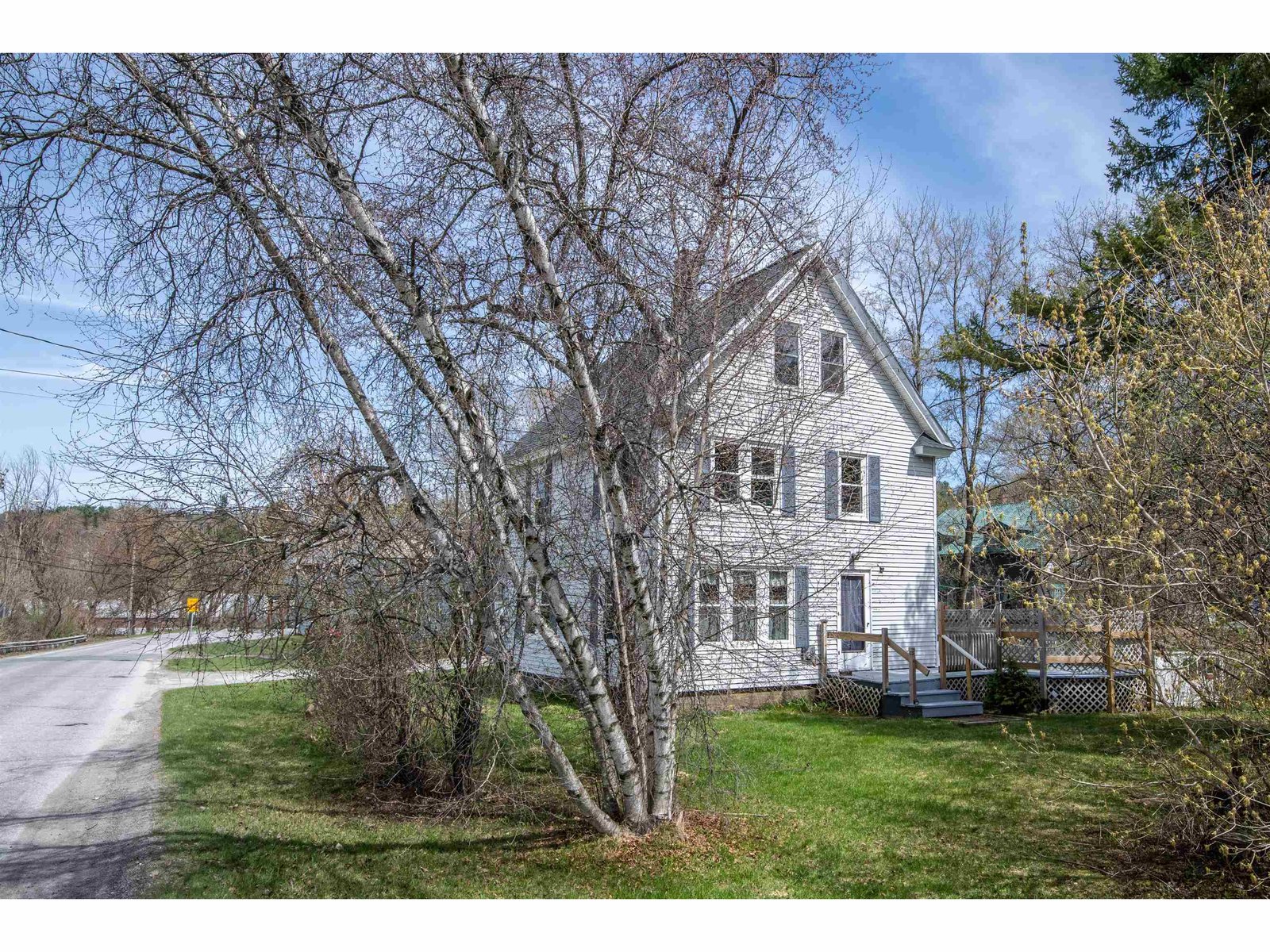 98 Circle Street