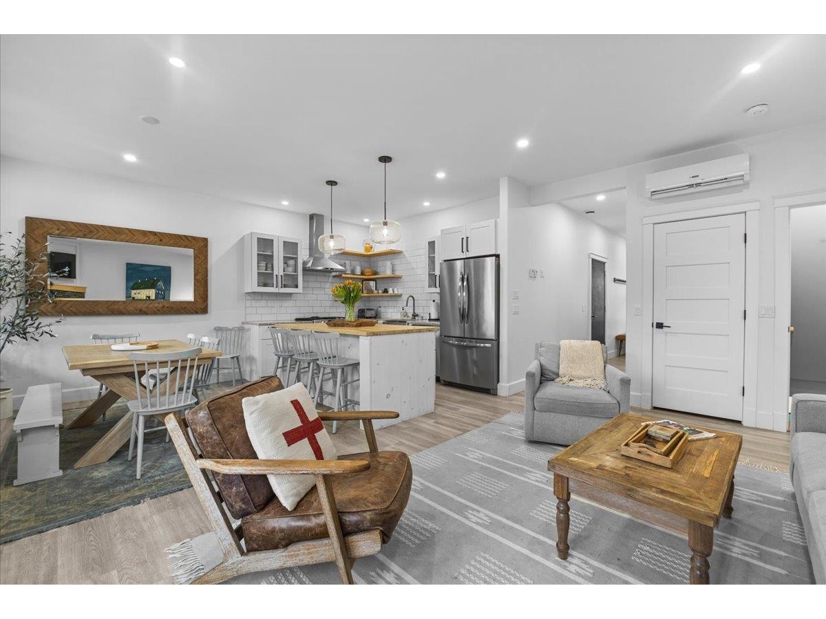 98 Hill Street, Unit #5