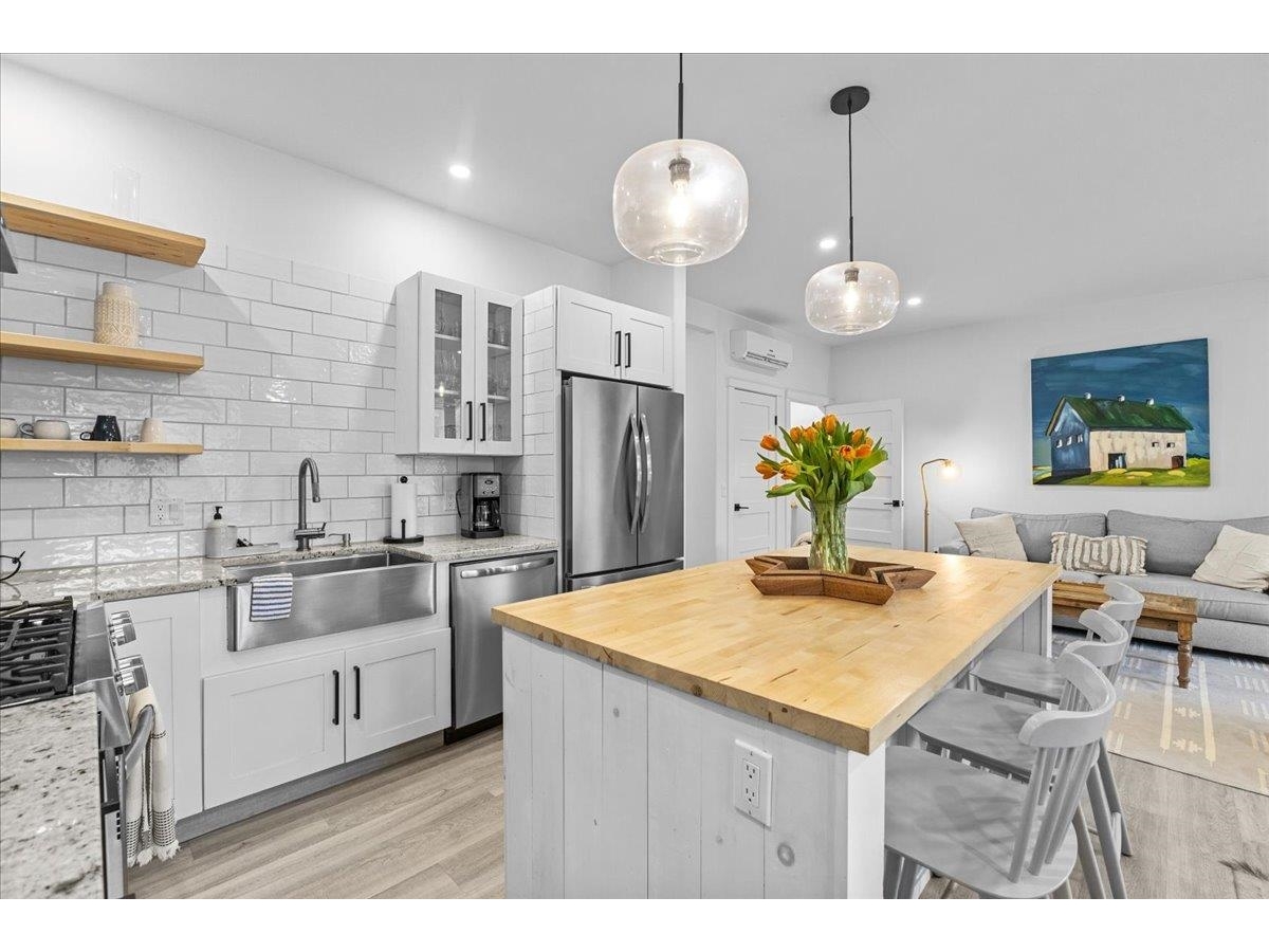 98 Hill Street, Unit #5