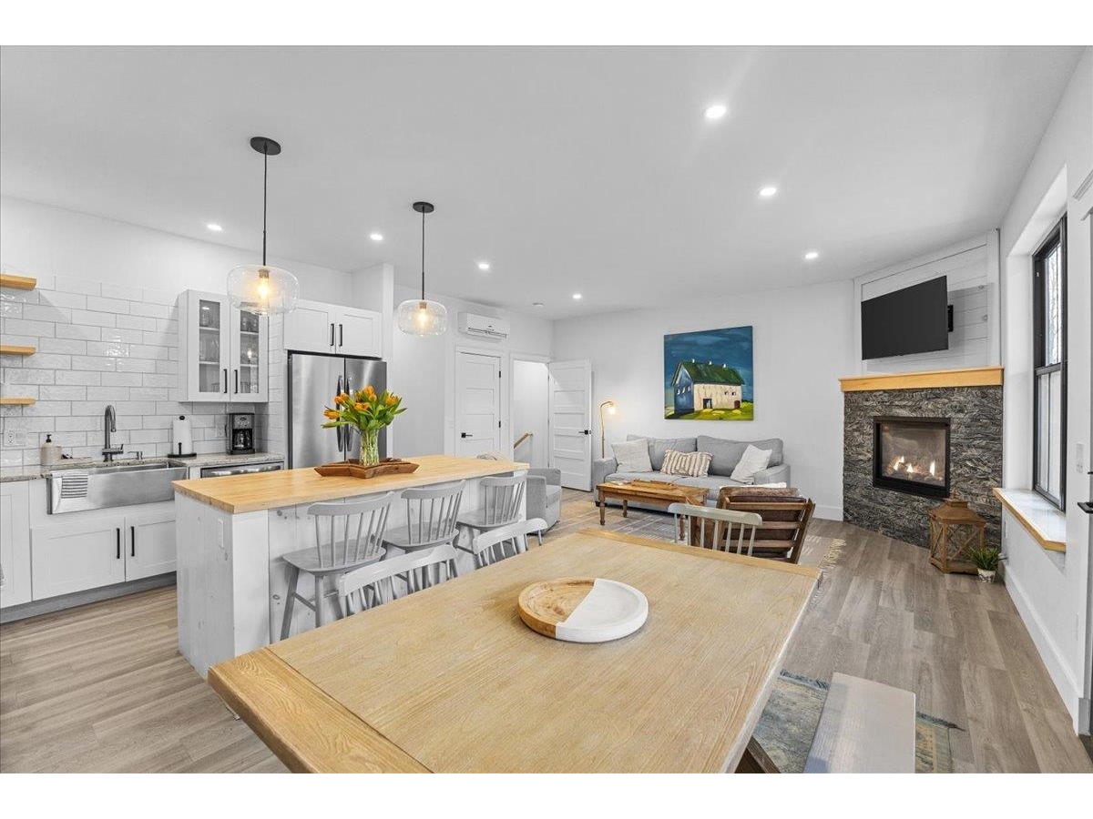 98 Hill Street, Unit #5