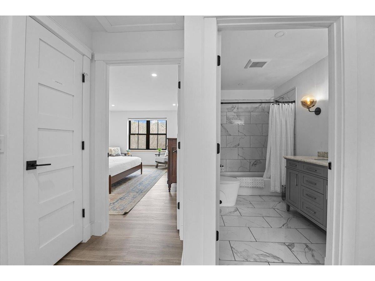 98 Hill Street, Unit #5