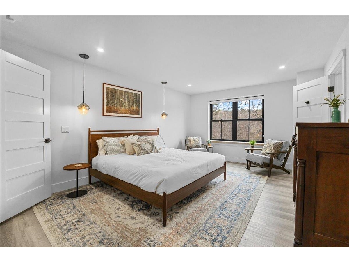 98 Hill Street, Unit #5