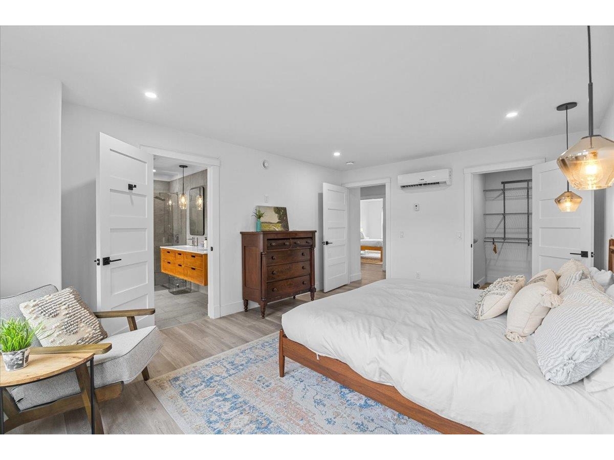 98 Hill Street, Unit #5