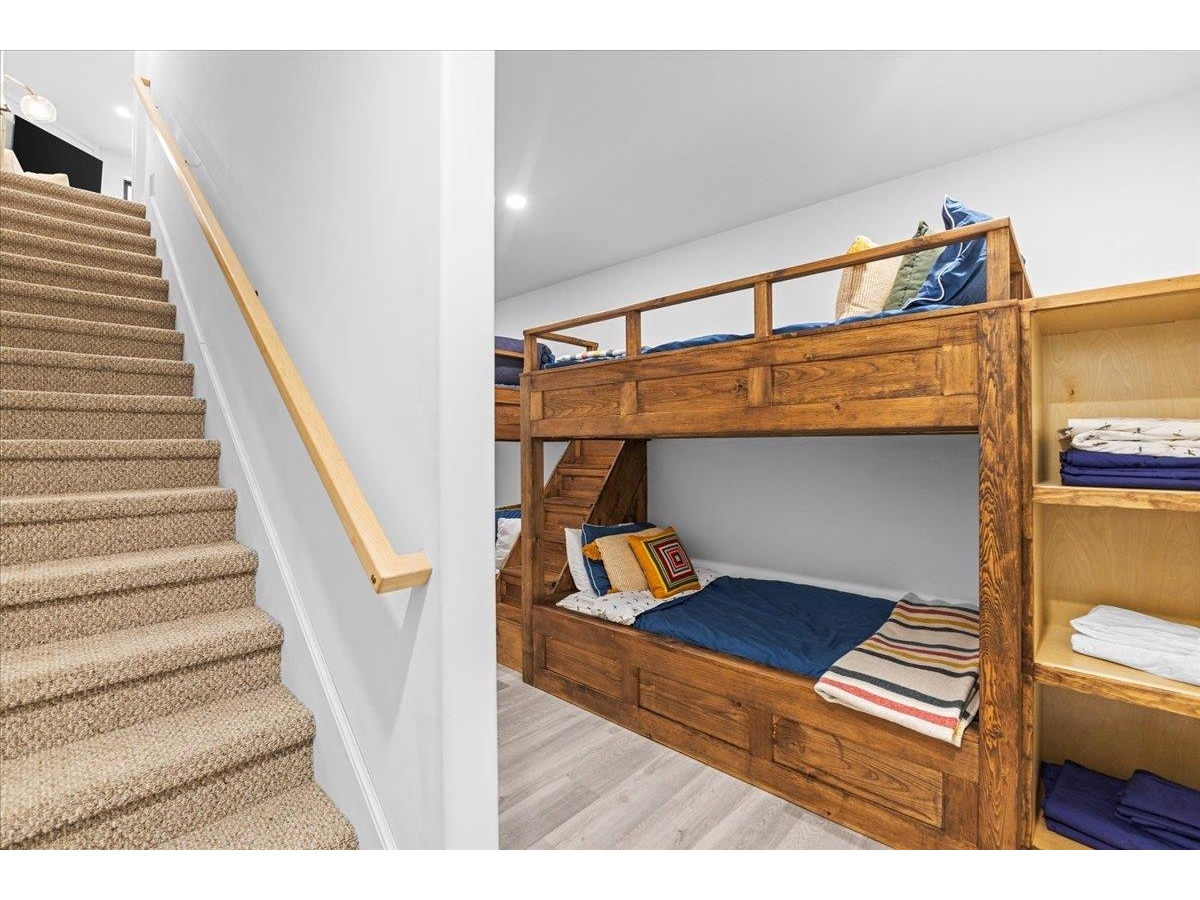 98 Hill Street, Unit #5