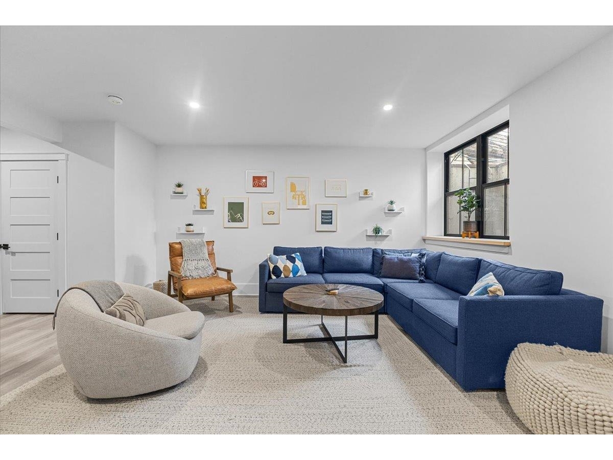 98 Hill Street, Unit #5